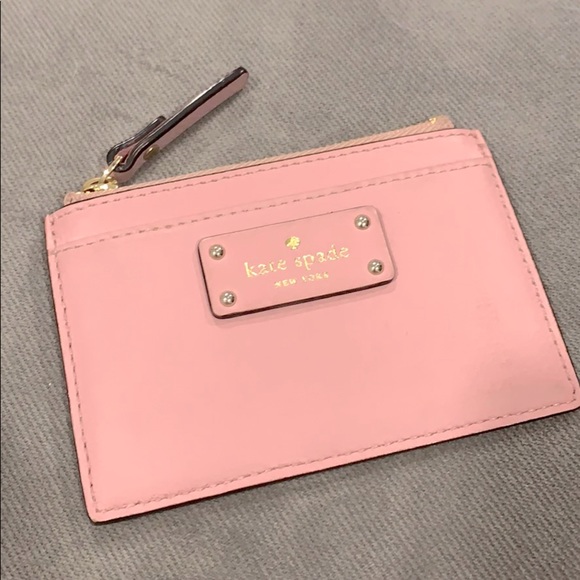 kate spade Handbags - 🛍host pick🛍 Kate spade card holder